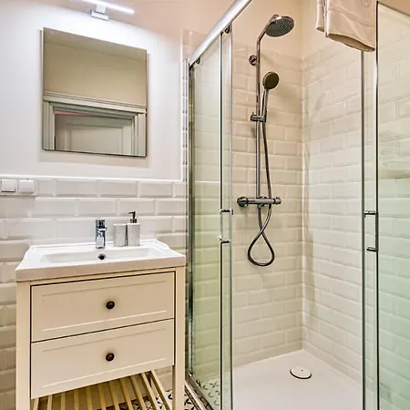 B23 Z Basenem, Sauna, Jacuzzi, Silownia - 5d *