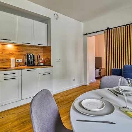 Apartman B23 Z Basenem, Sauna, Jacuzzi, Silownia - 5d Szklarska Poręba